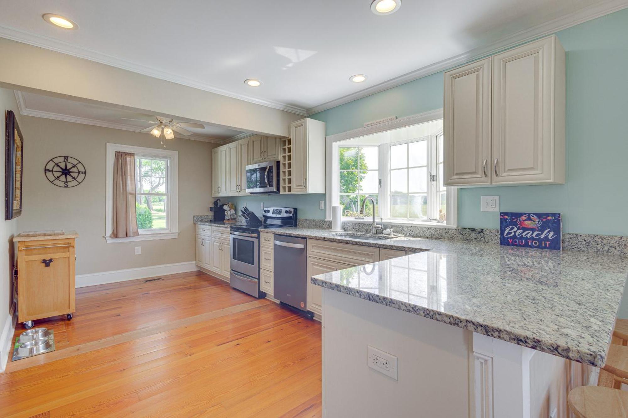 Updated Cape Charles Home About 2 Mi To Beachfront! Екстер'єр фото
