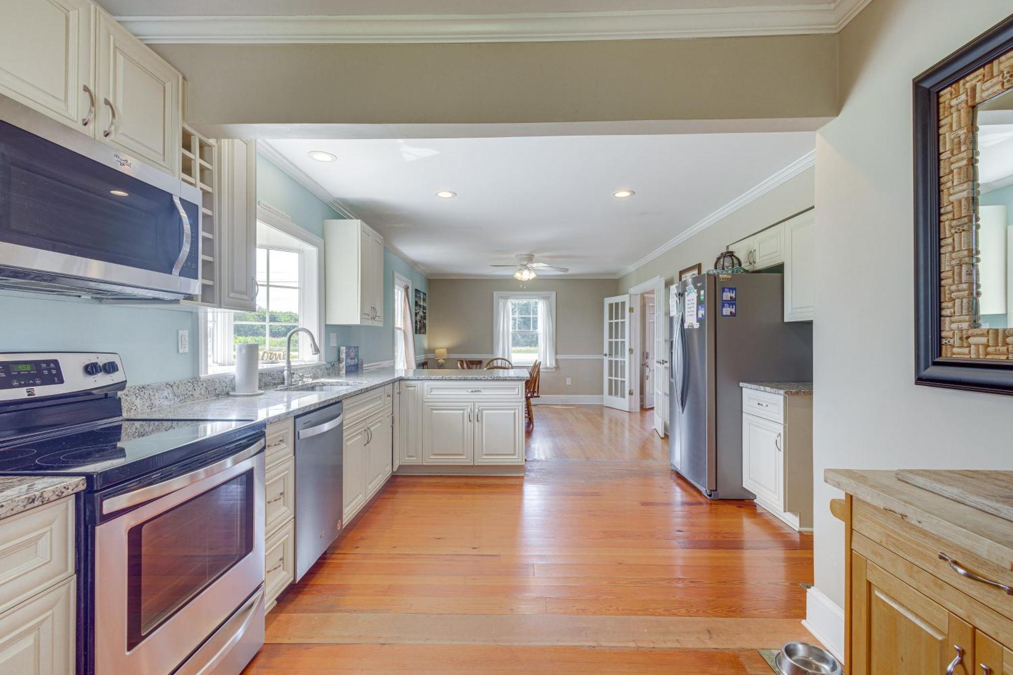 Updated Cape Charles Home About 2 Mi To Beachfront! Екстер'єр фото