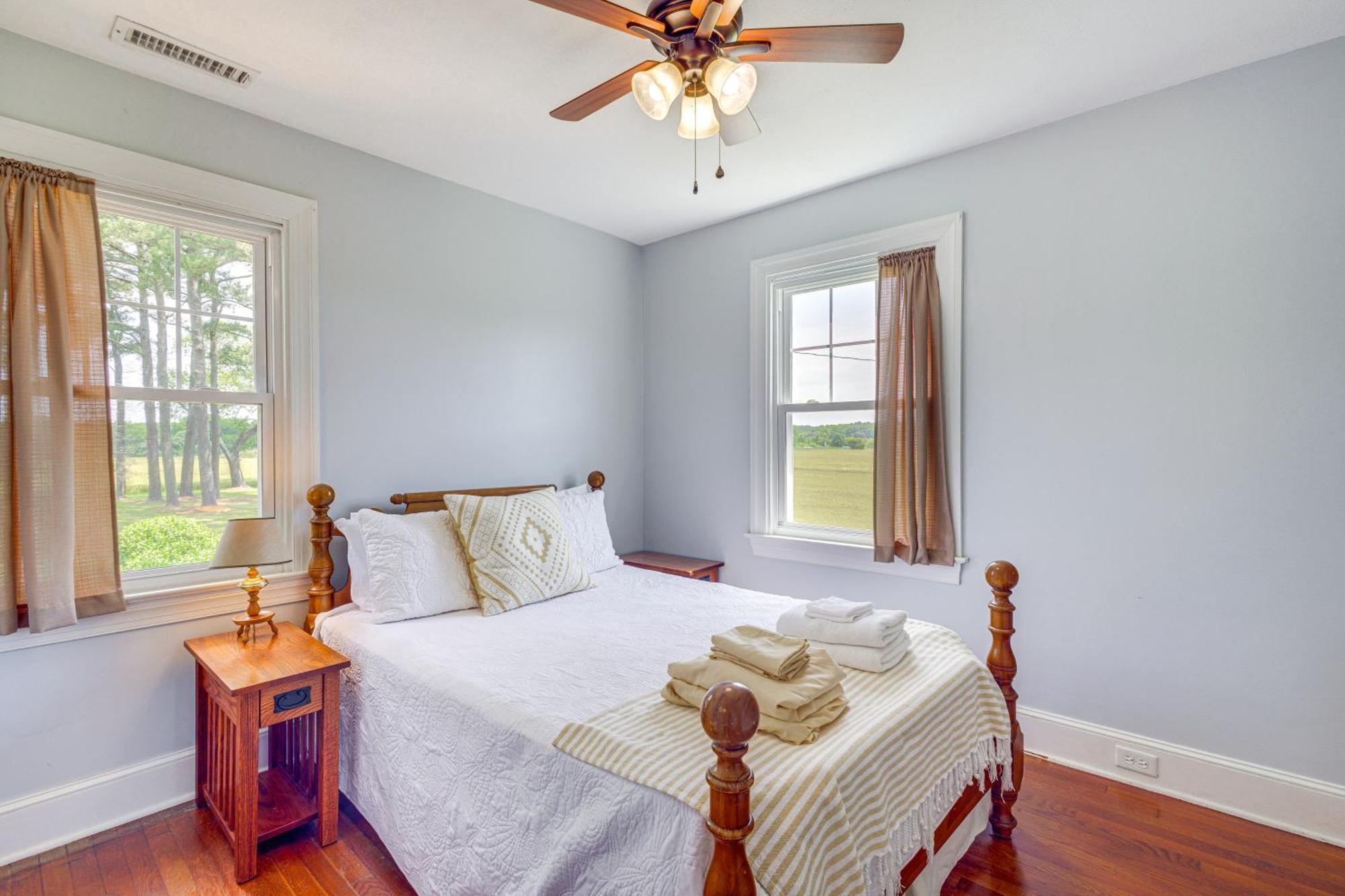 Updated Cape Charles Home About 2 Mi To Beachfront! Екстер'єр фото