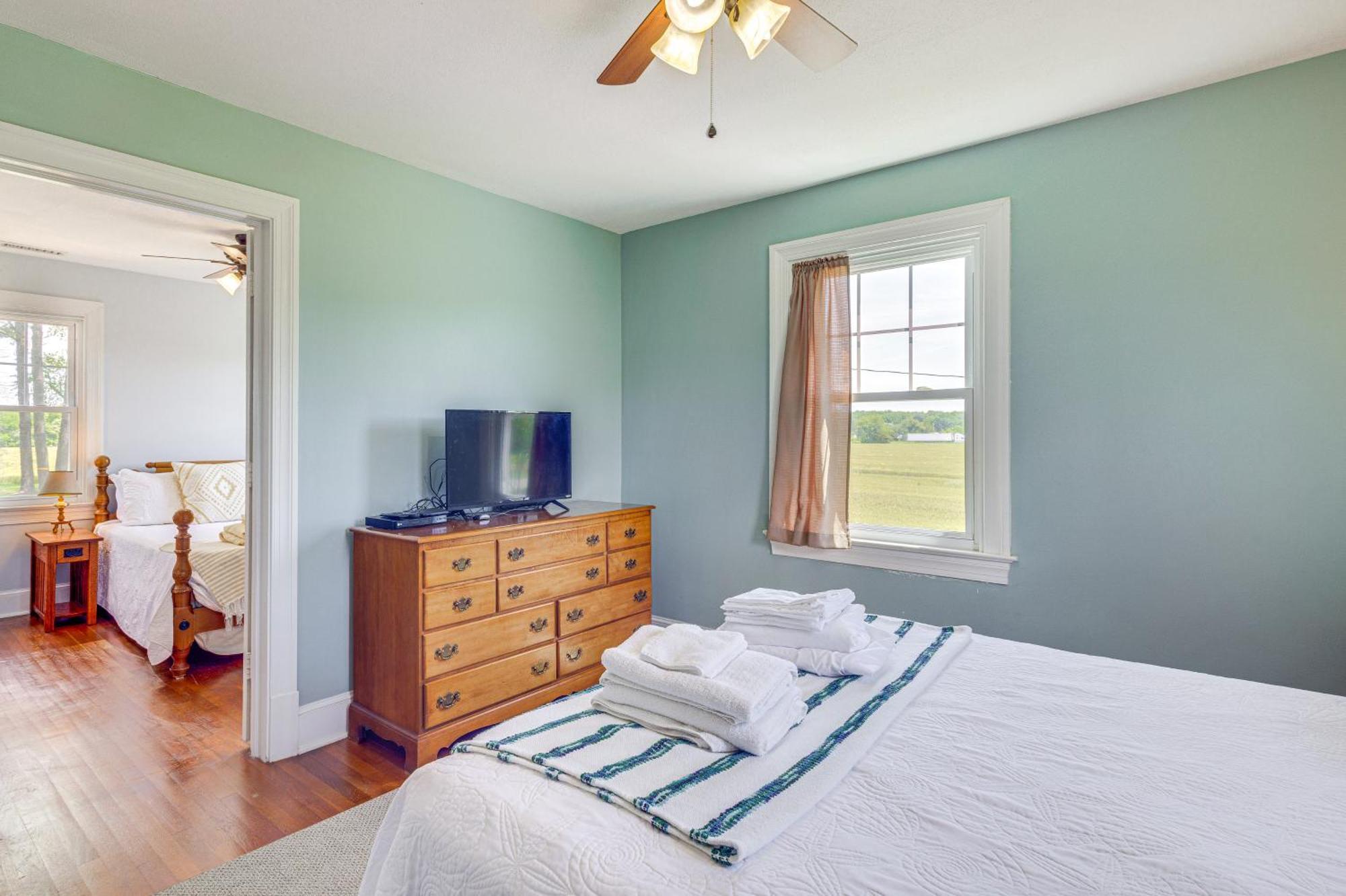 Updated Cape Charles Home About 2 Mi To Beachfront! Екстер'єр фото