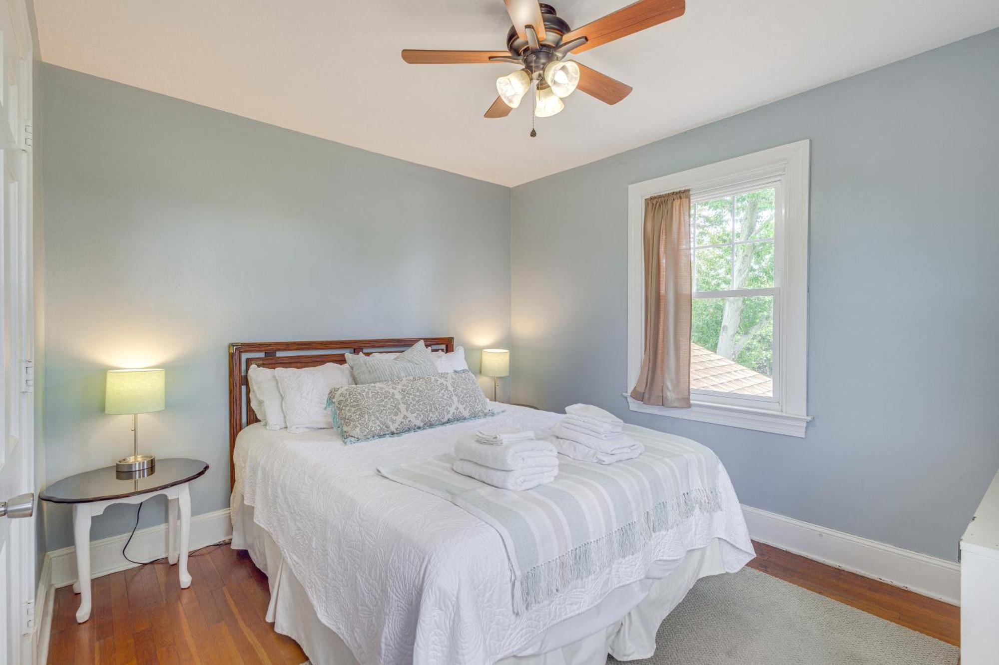 Updated Cape Charles Home About 2 Mi To Beachfront! Екстер'єр фото